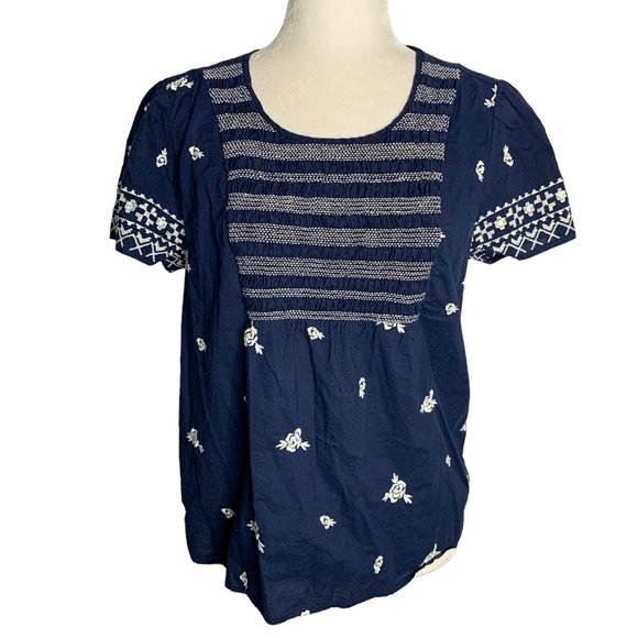 Lucky Brand Tops - Lucky Brand Embroidered Peasant Top S Blue Short Sleeve Smocking Key Hole Back